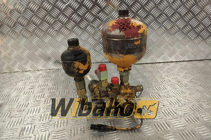 Valves set Wabco 4773970070 - Hydraulik ventil für Baumaschine: das Bild 1 Valves set Wabco 4773970070 - Hydraulik ventil für Baumaschine: das Bild 1