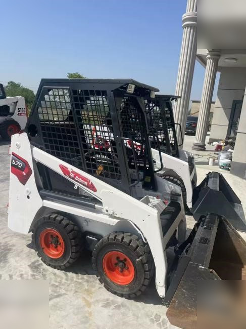 BOBCAT S70 - Kompaktlader: das Bild 5 BOBCAT S70 - Kompaktlader: das Bild 5