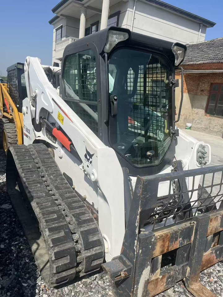 BOBCAT T770 - Scherenbühne: das Bild 3 BOBCAT T770 - Scherenbühne: das Bild 3