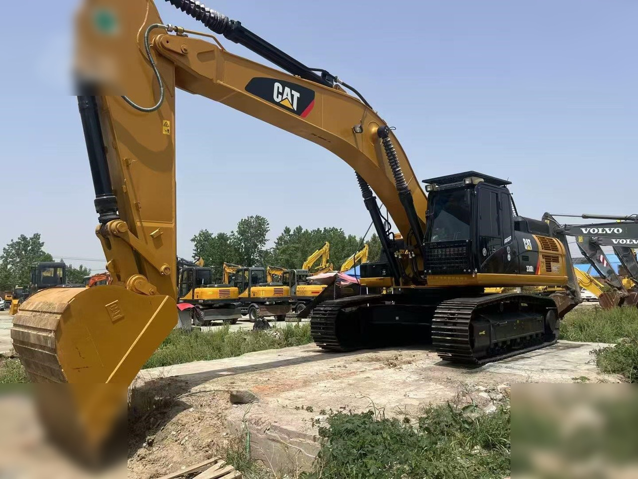 CATERPILLAR 330D2 - Kettenbagger: das Bild 1 CATERPILLAR 330D2 - Kettenbagger: das Bild 1