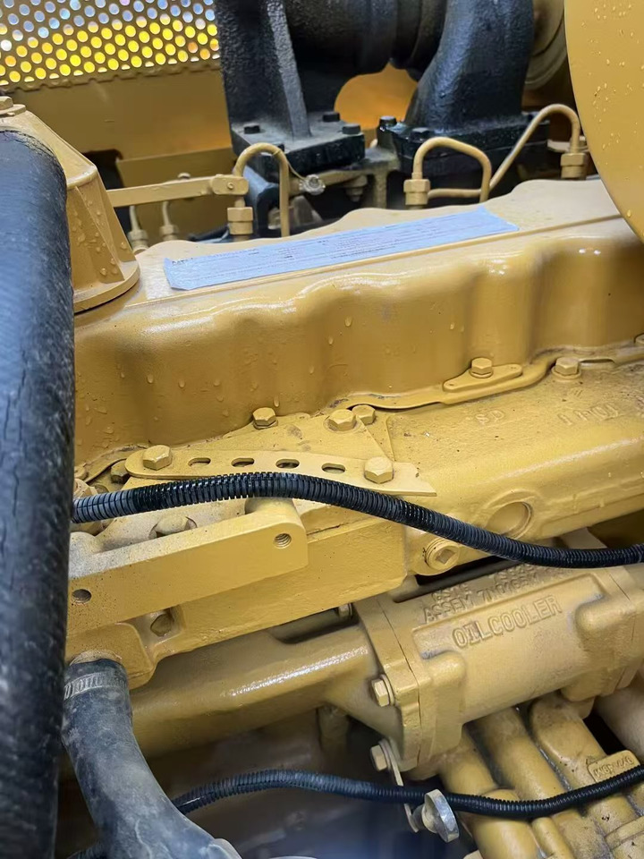 CATERPILLAR D6G - Bulldozer: das Bild 5 CATERPILLAR D6G - Bulldozer: das Bild 5