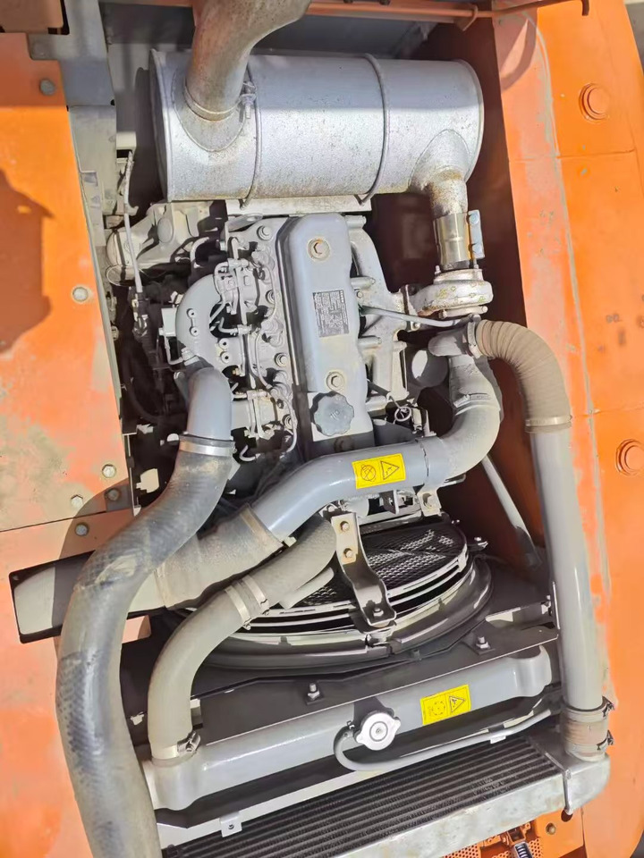 HITACHI ZX160 - Kettenbagger: das Bild 5 HITACHI ZX160 - Kettenbagger: das Bild 5