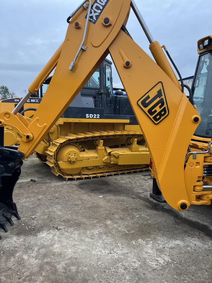 JCB - Baggerlader: das Bild 4 JCB - Baggerlader: das Bild 4