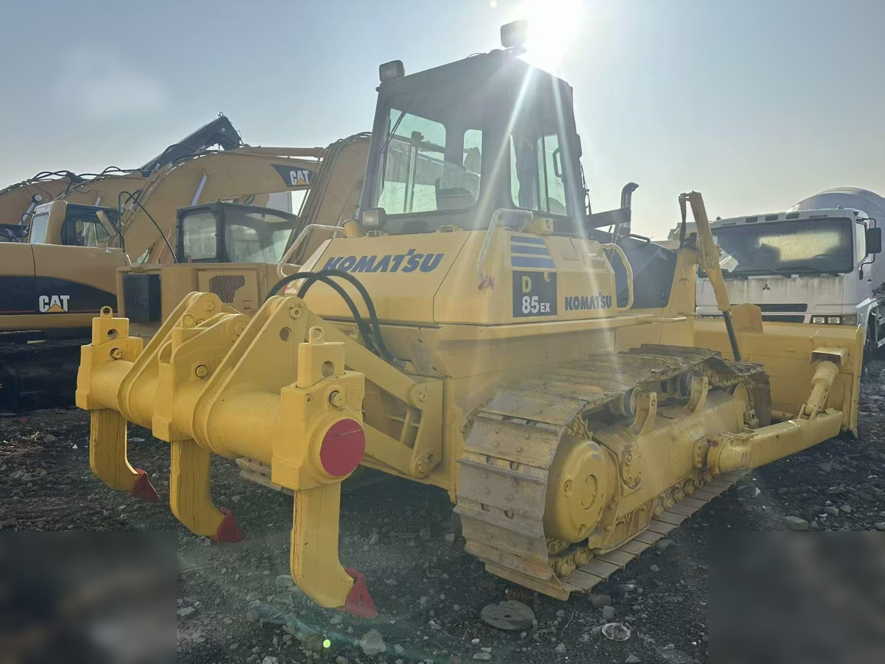 KOMATSU D85EX - Bulldozer: das Bild 1 KOMATSU D85EX - Bulldozer: das Bild 1