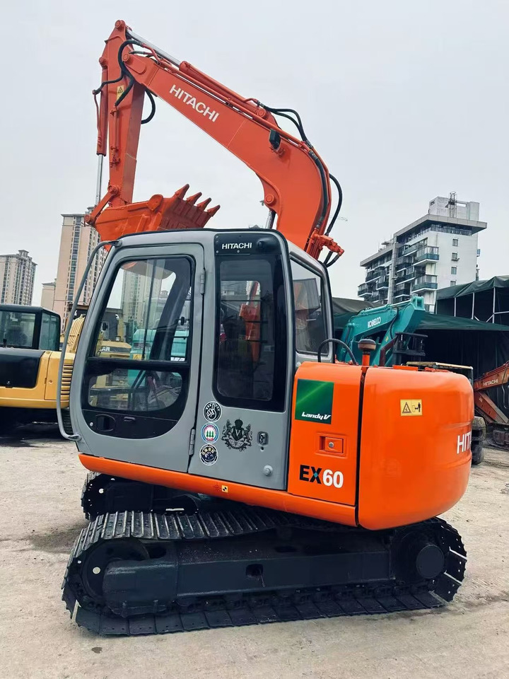 KOMATSU EX60 - Kettenbagger: das Bild 4 KOMATSU EX60 - Kettenbagger: das Bild 4
