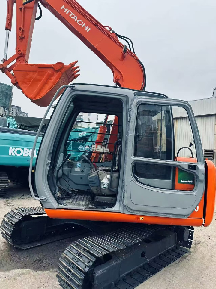 KOMATSU EX60 - Kettenbagger: das Bild 5 KOMATSU EX60 - Kettenbagger: das Bild 5