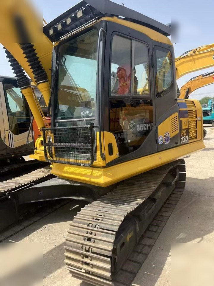 KOMATSU PC130-7 - Kettenbagger: das Bild 3 KOMATSU PC130-7 - Kettenbagger: das Bild 3