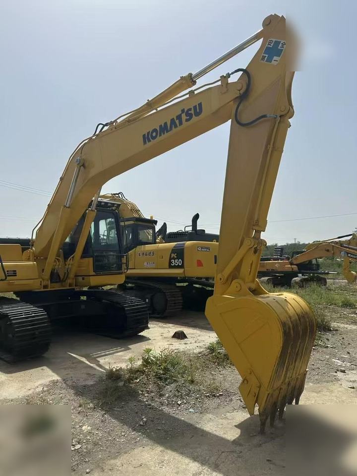 KOMATSU PC200-8 - Kettenbagger: das Bild 5 KOMATSU PC200-8 - Kettenbagger: das Bild 5