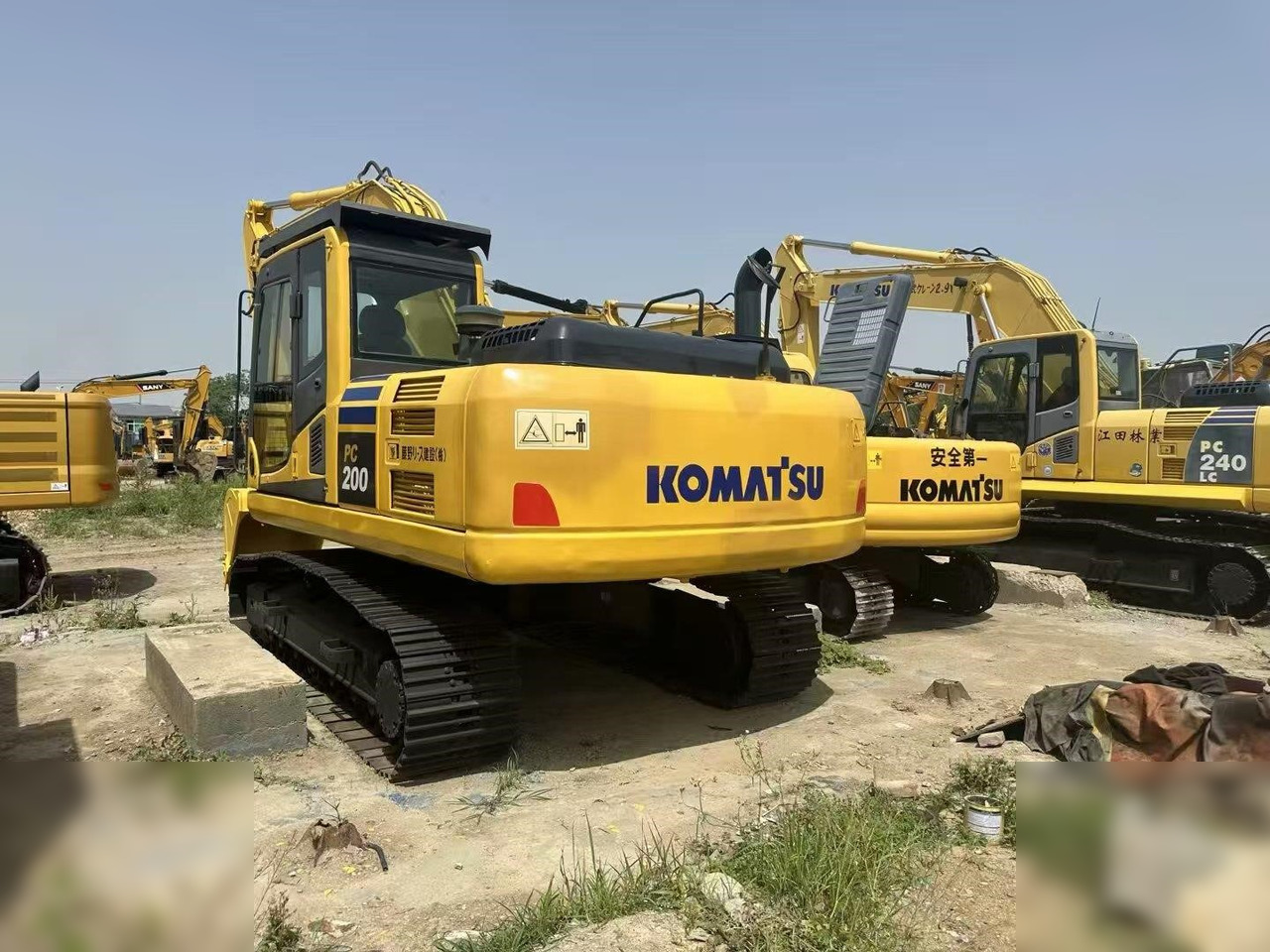 KOMATSU PC200-8 - Kettenbagger: das Bild 3 KOMATSU PC200-8 - Kettenbagger: das Bild 3