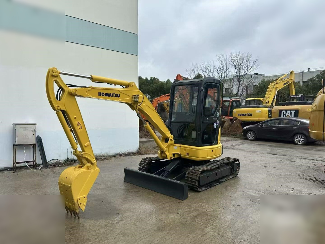 KOMATSU PC35MR - Minibagger: das Bild 4 KOMATSU PC35MR - Minibagger: das Bild 4