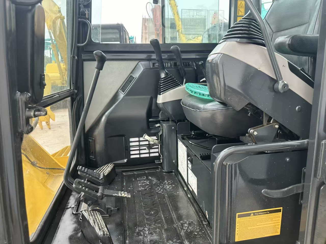KOMATSU PC58 - Minibagger: das Bild 4 KOMATSU PC58 - Minibagger: das Bild 4