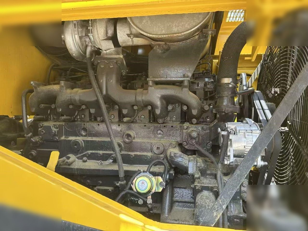 KOMATSU WA470-3 - Radlader: das Bild 2 KOMATSU WA470-3 - Radlader: das Bild 2
