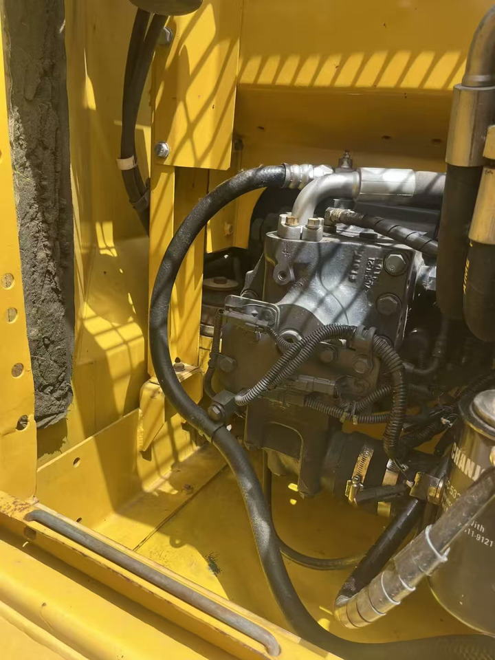 Kettenbagger KOMATSU pc130-7: das Bild 15