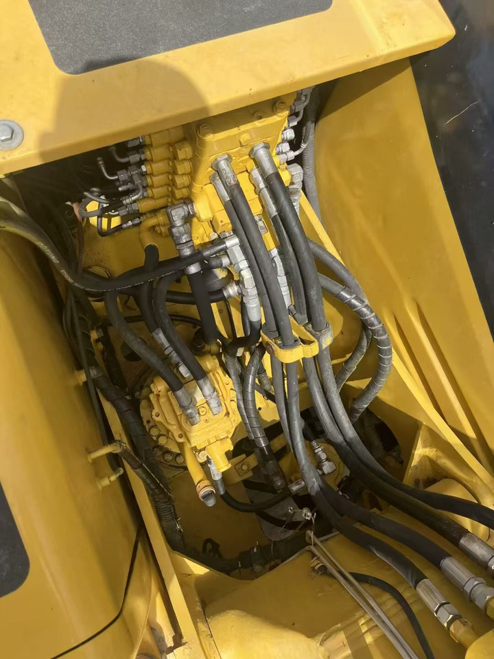 Kettenbagger KOMATSU pc130-7: das Bild 10