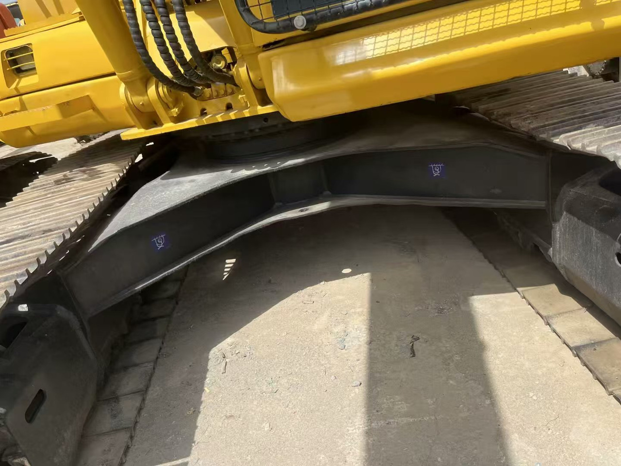 Kettenbagger KOMATSU pc130-7: das Bild 6