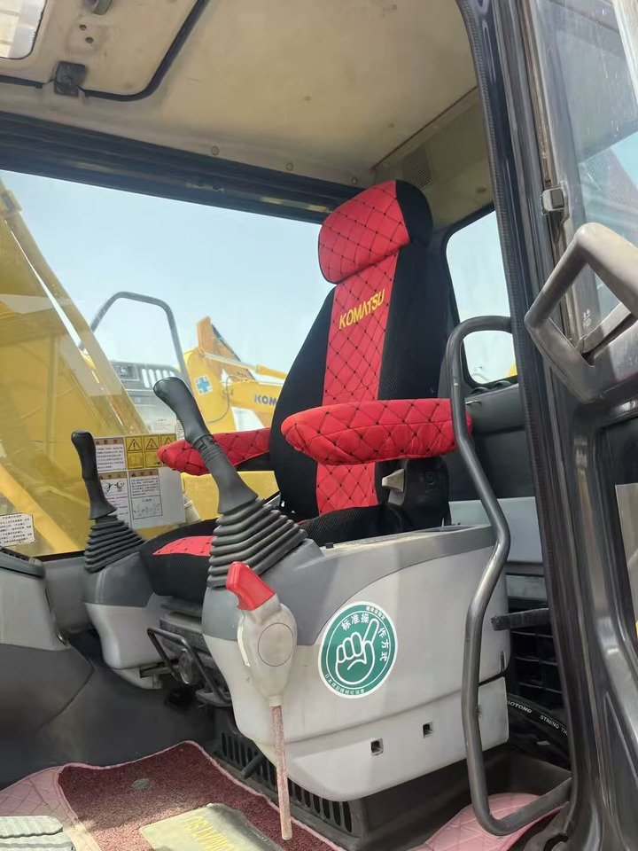 Kettenbagger KOMATSU pc130-7: das Bild 22