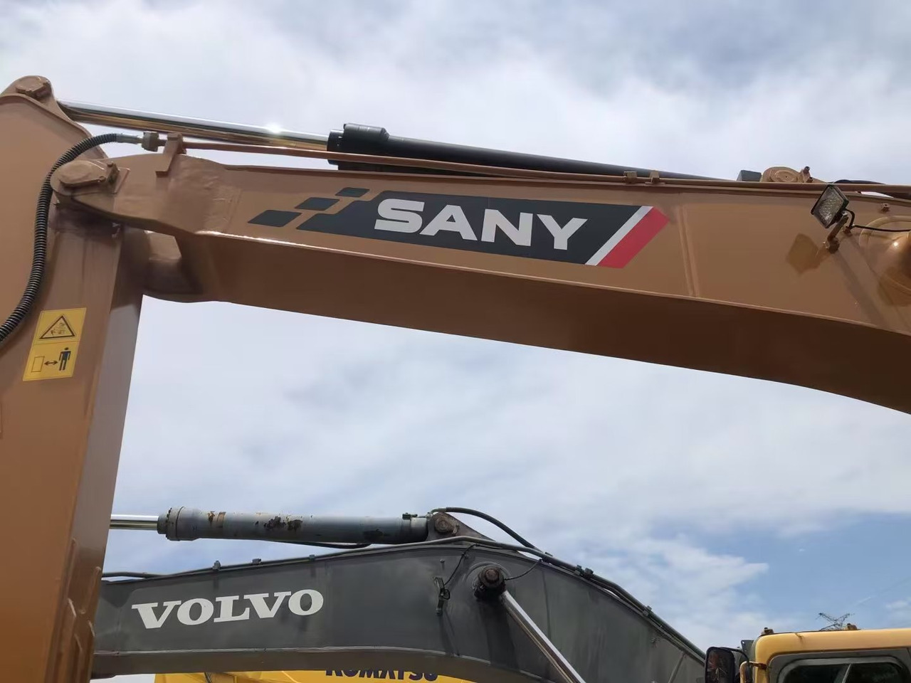 SANY SY365H - Kettenbagger: das Bild 4 SANY SY365H - Kettenbagger: das Bild 4