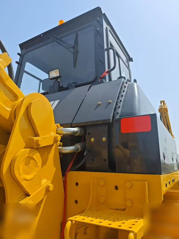 Bulldozer SHANTUI SD32: das Bild 7