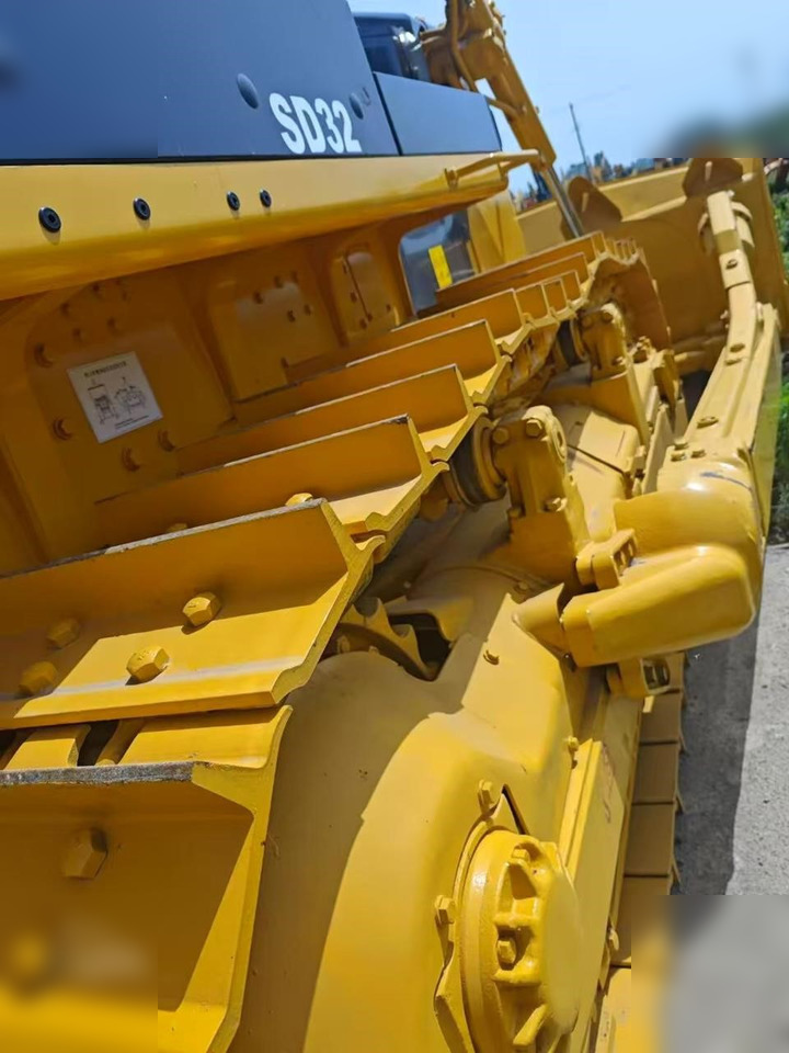 Bulldozer SHANTUI SD32: das Bild 13