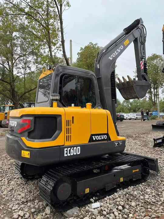 High Quality Used Volvo EC60D Excavator for Sale 6 Ton Compact Machine, Excellent Condition, Ready for Work! - Minibagger: das Bild 2 High Quality Used Volvo EC60D Excavator for Sale 6 Ton Compact Machine, Excellent Condition, Ready for Work! - Minibagger: das Bild 2