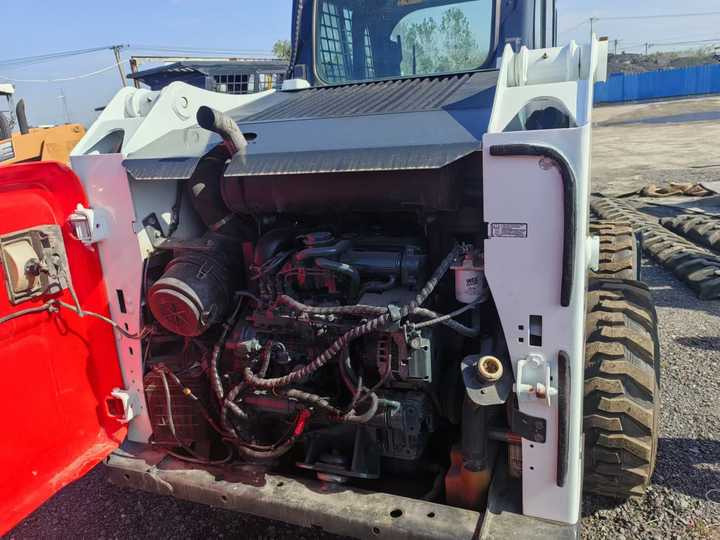 Skid Steer Loader Bobcat S550 Original Wheel Loader in Good Condition on Sale Bobcat 550 [ Copy ] – Leasing Skid Steer Loader Bobcat S550 Original Wheel Loader in Good Condition on Sale Bobcat 550 [ Copy ]: das Bild 6