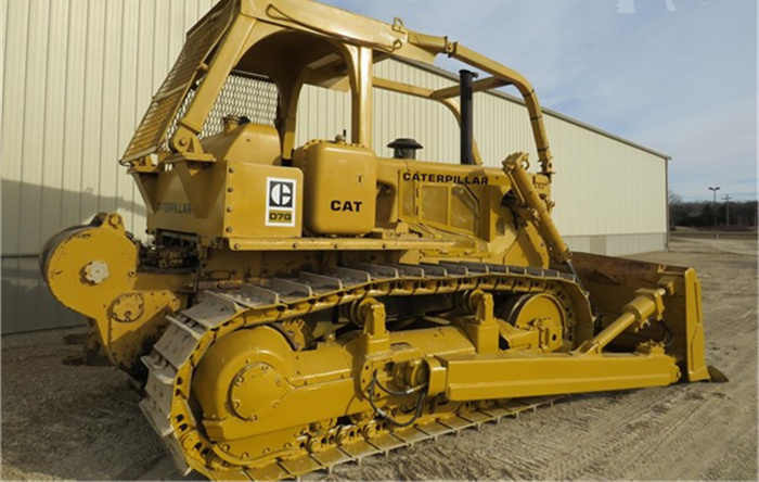 Used CAT D7 D7G Bulldozer with Winch /Caterpillar Bulldozer with Winch CAT D7G D7H D7R Dozer for Sale - Bulldozer: das Bild 4 Used CAT D7 D7G Bulldozer with Winch /Caterpillar Bulldozer with Winch CAT D7G D7H D7R Dozer for Sale - Bulldozer: das Bild 4