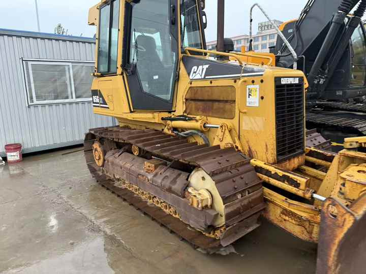 Used Cat D5G Crawler Bulldozer Original CAT Brand Bulldozer Second Hand Cat D5H D5 D5C D5N D5M LGP Dozer for Sale - Bulldozer: das Bild 4 Used Cat D5G Crawler Bulldozer Original CAT Brand Bulldozer Second Hand Cat D5H D5 D5C D5N D5M LGP Dozer for Sale - Bulldozer: das Bild 4