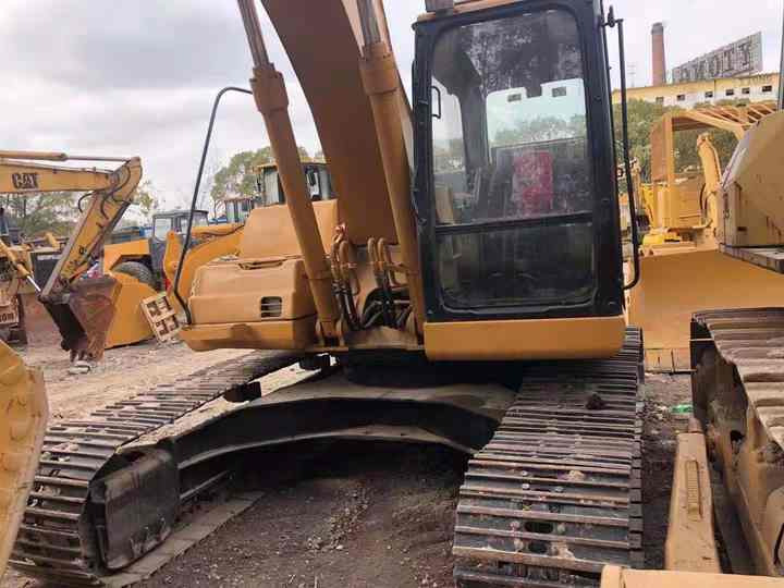 Used Digger CAT 320BL Construction Machinery Construction Digger Used CAT 320BL Cheap Excavator - Kettenbagger: das Bild 3 Used Digger CAT 320BL Construction Machinery Construction Digger Used CAT 320BL Cheap Excavator - Kettenbagger: das Bild 3