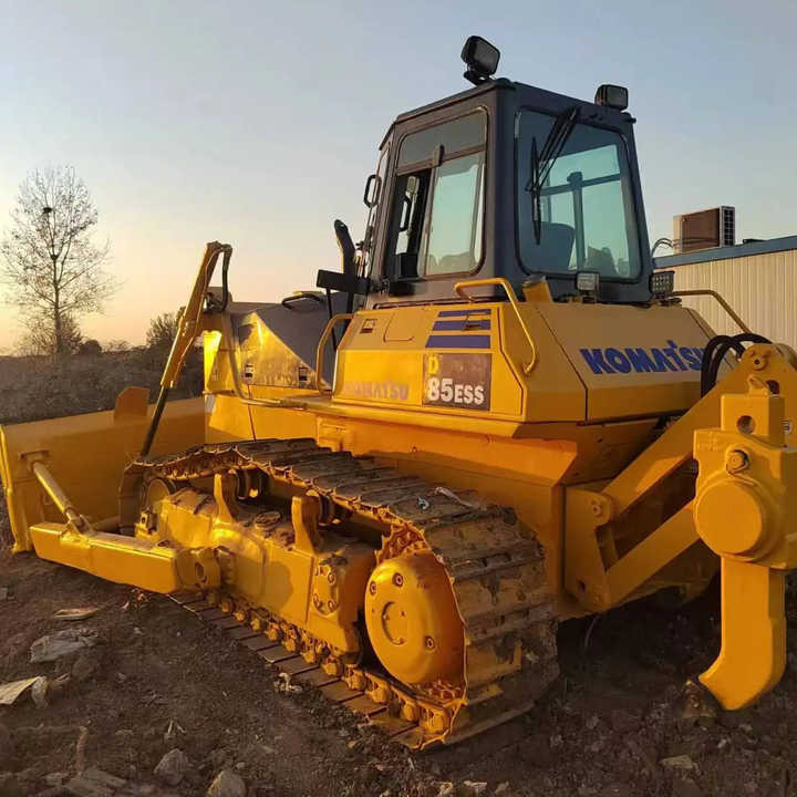 Used Komatsu Bulldozer D85 Strong Power Komatsu D85 Track Dozer for Sale - Bulldozer: das Bild 1 Used Komatsu Bulldozer D85 Strong Power Komatsu D85 Track Dozer for Sale - Bulldozer: das Bild 1