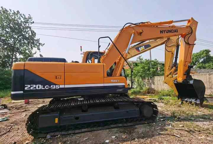 Used Machines Doosan Dx220-9 for Sale ,original Excavator for Sale - Kettenbagger: das Bild 2 Used Machines Doosan Dx220-9 for Sale ,original Excavator for Sale - Kettenbagger: das Bild 2