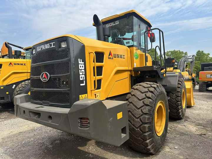 Used SDLG L958F Hydraulic Large Wheel Loader SDLG L958F Good Price Loader on Hot Sale Sdlg 956 958 - Radlader: das Bild 3 Used SDLG L958F Hydraulic Large Wheel Loader SDLG L958F Good Price Loader on Hot Sale Sdlg 956 958 - Radlader: das Bild 3