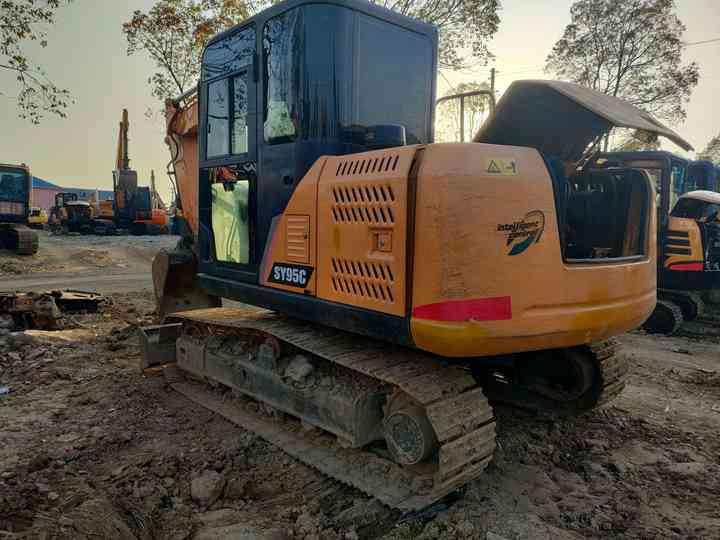 Used Sany SY95C Hydraulic Excavator SANY 9ton Mini Excavator Earth Moving Machinery Engineering Machinery for Sale at Low Price - Minibagger: das Bild 5 Used Sany SY95C Hydraulic Excavator SANY 9ton Mini Excavator Earth Moving Machinery Engineering Machinery for Sale at Low Price - Minibagger: das Bild 5