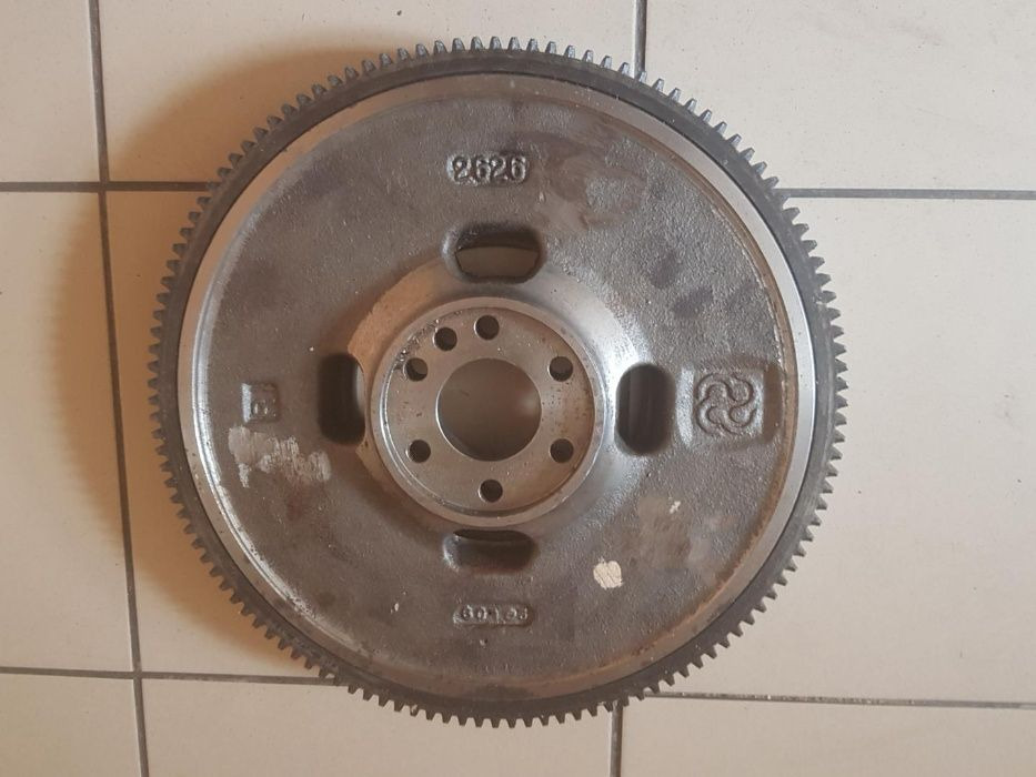 Koło zamachowe Deutz Fahr Same Lamborghini 0.012.2626.3 - Ersatzteile für Landmaschine: das Bild 1 Koło zamachowe Deutz Fahr Same Lamborghini 0.012.2626.3 - Ersatzteile für Landmaschine: das Bild 1