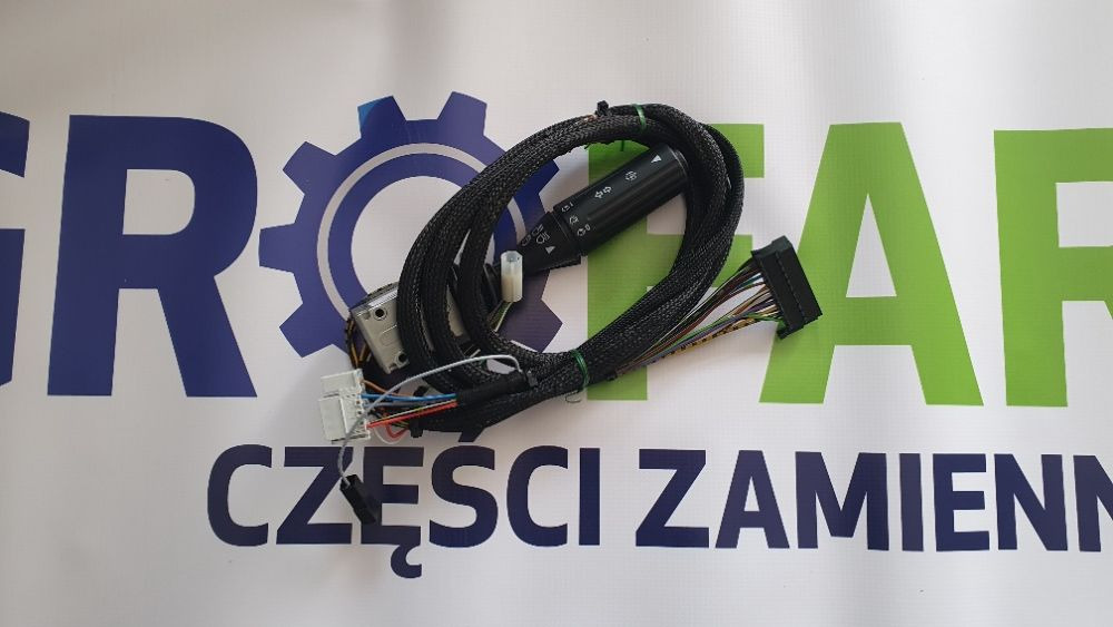 Przełącznik wielofunkcyjny Deutz-Fahr , Same , Lamborghini 0443_8653 - Ersatzteile für Landmaschine: das Bild 1 Przełącznik wielofunkcyjny Deutz-Fahr , Same , Lamborghini 0443_8653 - Ersatzteile für Landmaschine: das Bild 1