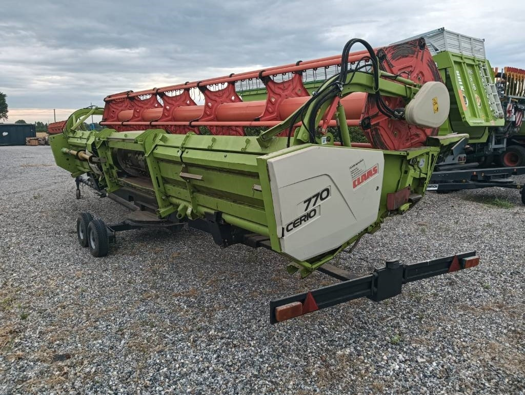 Claas CERIO 770 - Zubehör für Erntemaschine: das Bild 3 Claas CERIO 770 - Zubehör für Erntemaschine: das Bild 3