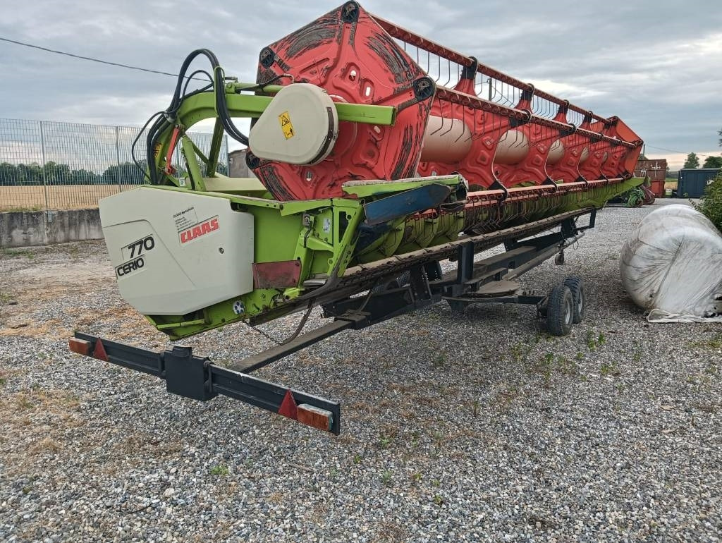 Claas CERIO 770 - Zubehör für Erntemaschine: das Bild 1 Claas CERIO 770 - Zubehör für Erntemaschine: das Bild 1