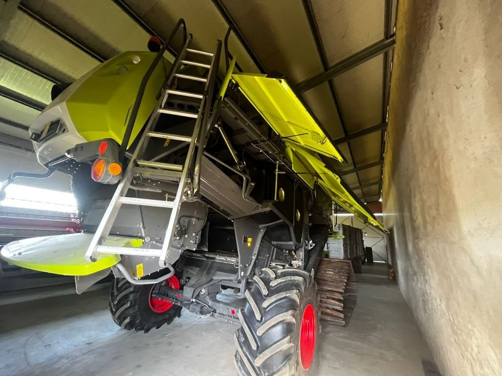 Claas LEXION 750 ACR - Mähdrescher: das Bild 4 Claas LEXION 750 ACR - Mähdrescher: das Bild 4