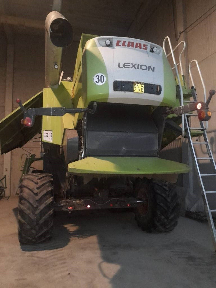 Claas LEXION 750 RISO - Mähdrescher: das Bild 5 Claas LEXION 750 RISO - Mähdrescher: das Bild 5