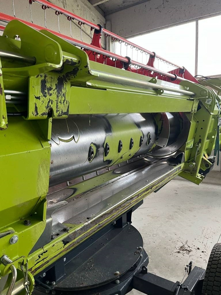 Claas LEXION 7700 TT RISO - Mähdrescher: das Bild 4 Claas LEXION 7700 TT RISO - Mähdrescher: das Bild 4