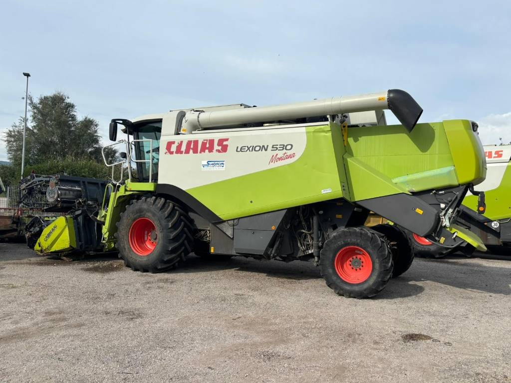 Claas Lexion 530 Montana - Mähdrescher: das Bild 1 Claas Lexion 530 Montana - Mähdrescher: das Bild 1