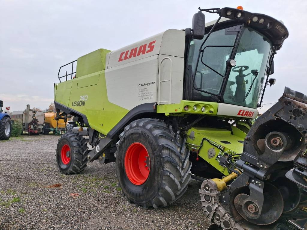 Claas Lexion 740 - Mähdrescher: das Bild 1 Claas Lexion 740 - Mähdrescher: das Bild 1