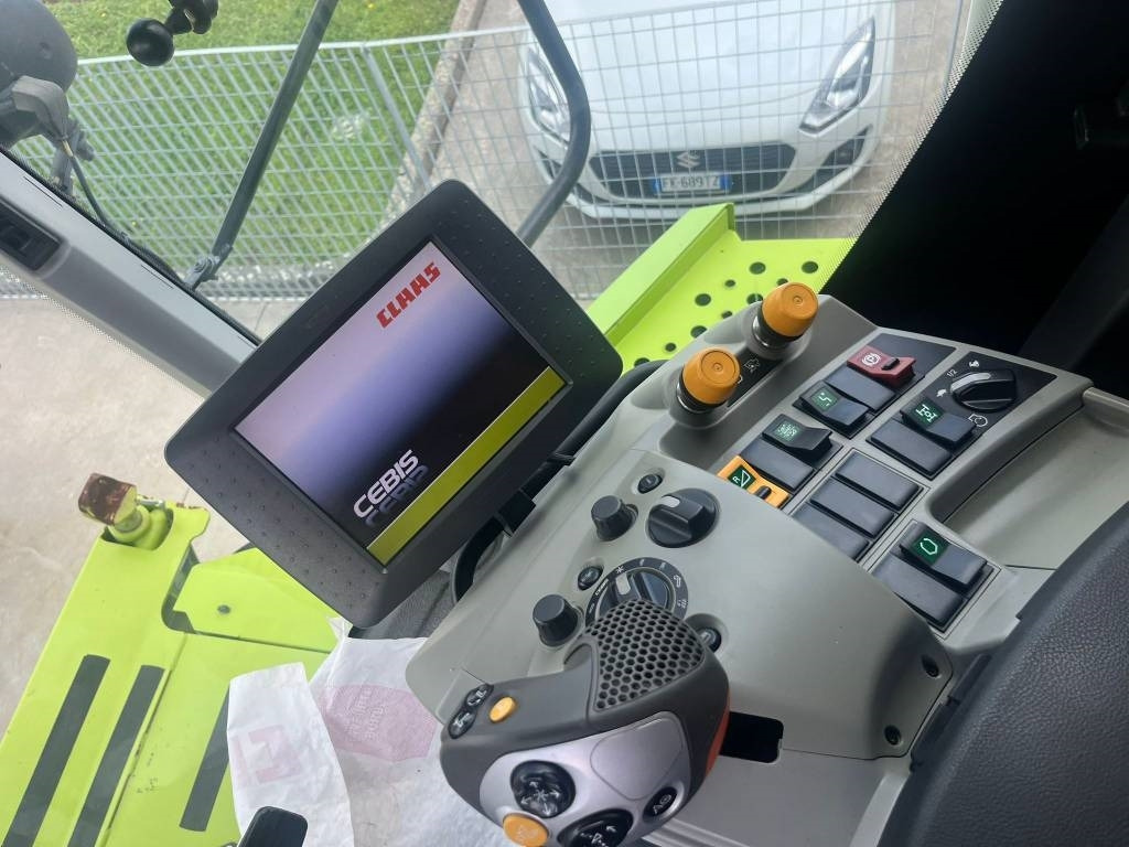 Claas Lexion 760 TT - Mähdrescher: das Bild 3 Claas Lexion 760 TT - Mähdrescher: das Bild 3