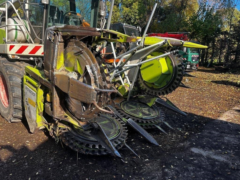 Claas RU 600 - Feldhäcksler: das Bild 2 Claas RU 600 - Feldhäcksler: das Bild 2