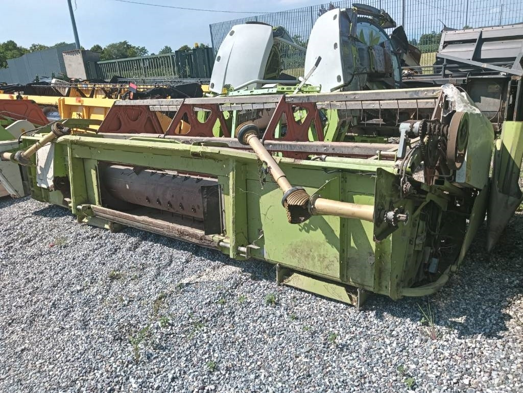 Claas S 450 - Zubehör für Erntemaschine: das Bild 5 Claas S 450 - Zubehör für Erntemaschine: das Bild 5