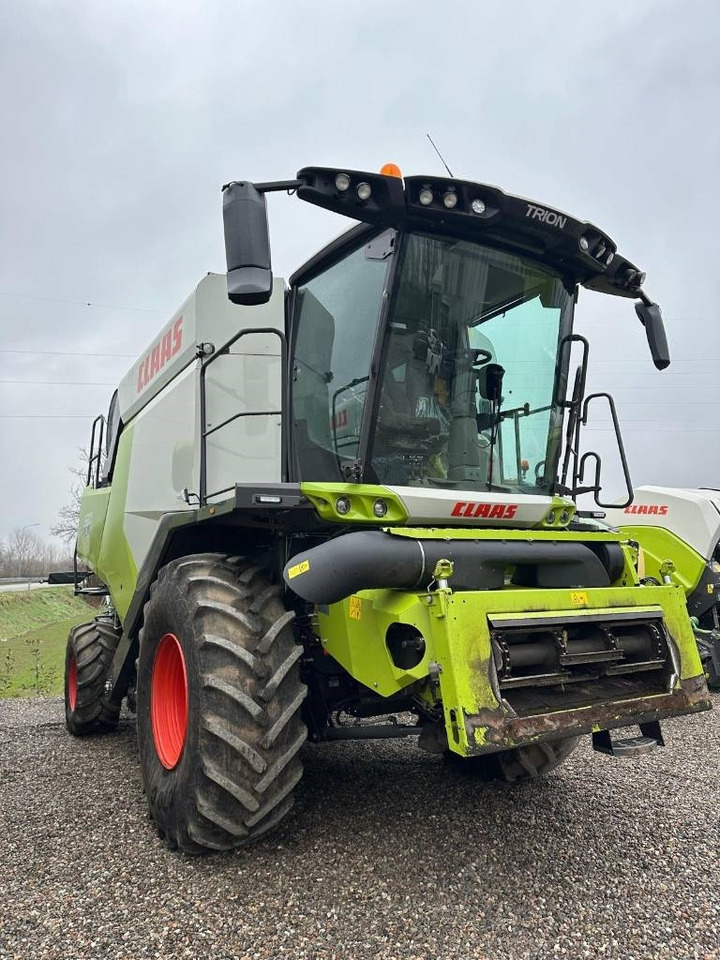 Claas Trion 530 - Mähdrescher: das Bild 1 Claas Trion 530 - Mähdrescher: das Bild 1