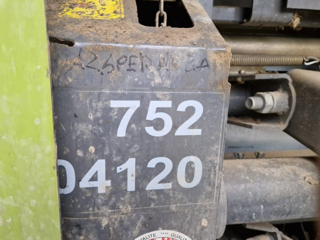 Claas VARIANT 380 PRO RF - Rundballenpresse: das Bild 2 Claas VARIANT 380 PRO RF - Rundballenpresse: das Bild 2