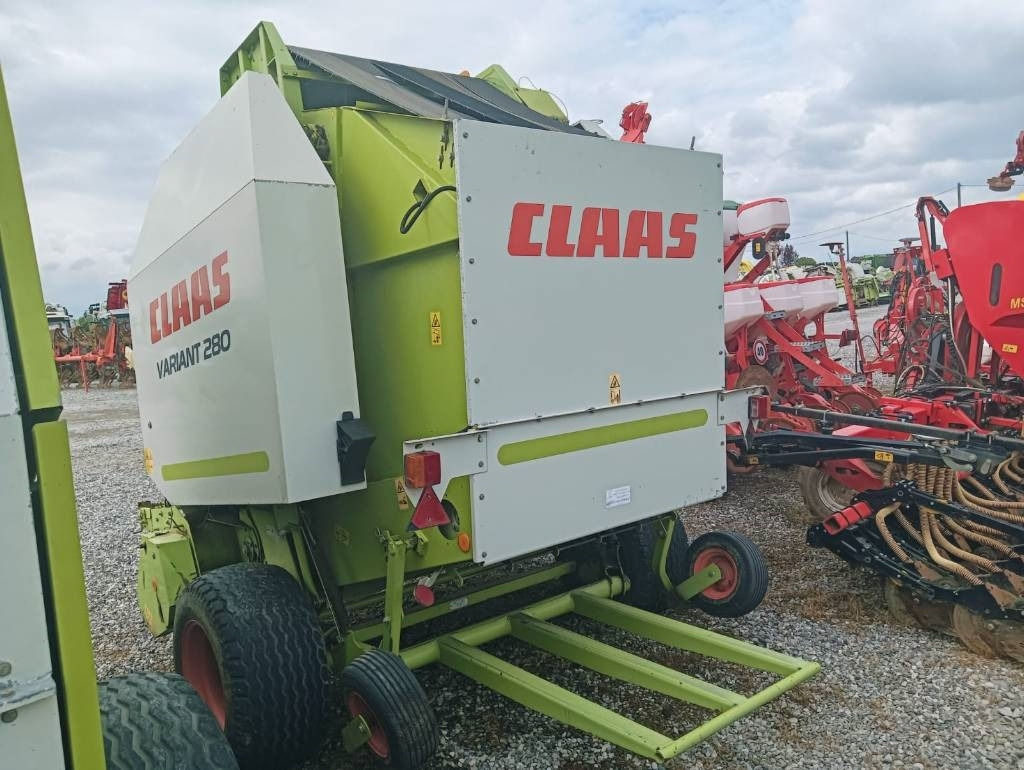 Claas Variant 280 - Rundballenpresse: das Bild 4 Claas Variant 280 - Rundballenpresse: das Bild 4