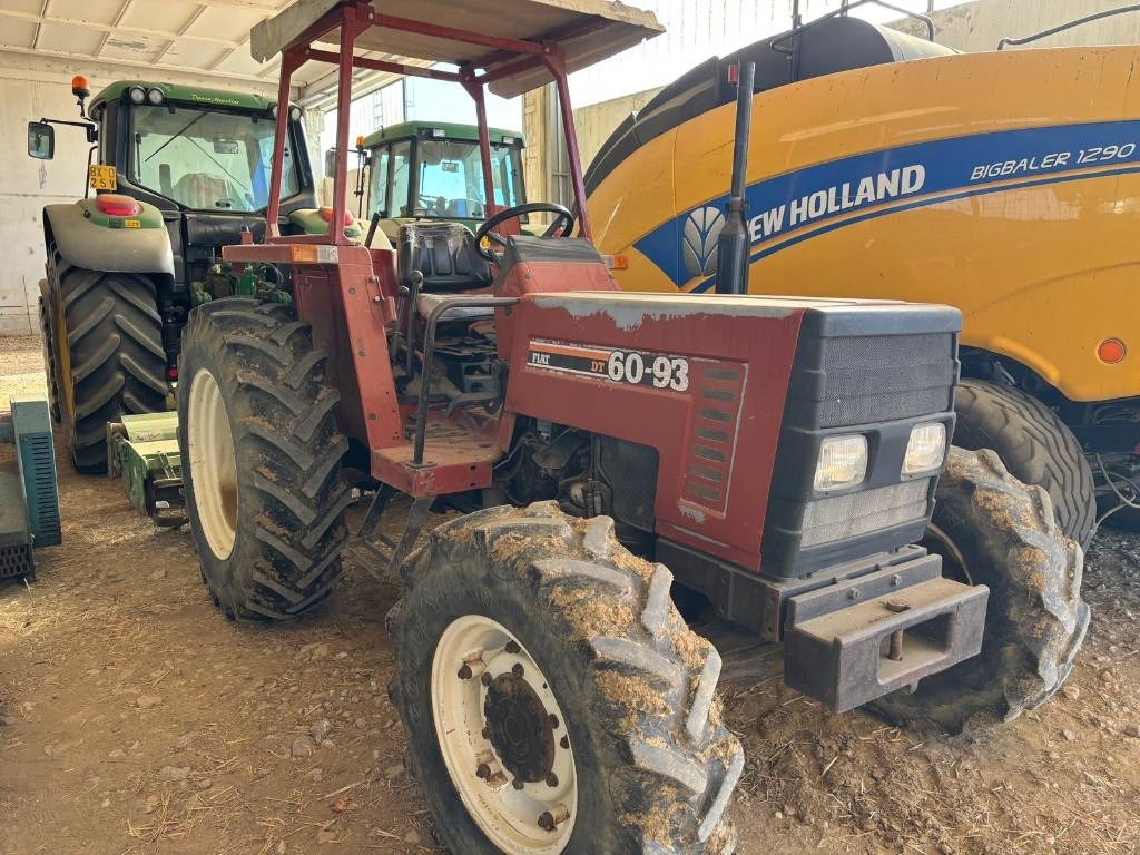 Fiat 60-93 DT - Traktor: das Bild 1 Fiat 60-93 DT - Traktor: das Bild 1