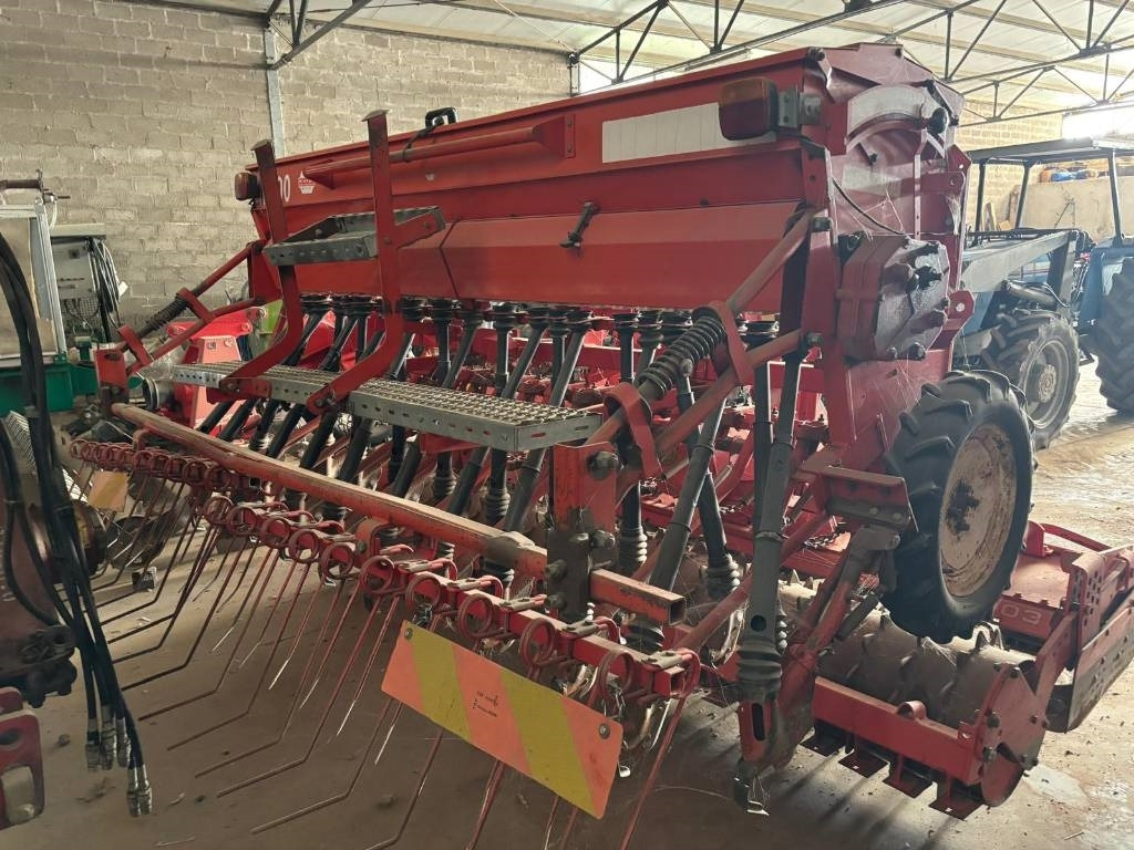 Gaspardo H 300 - Einzelkornsämaschine: das Bild 1 Gaspardo H 300 - Einzelkornsämaschine: das Bild 1