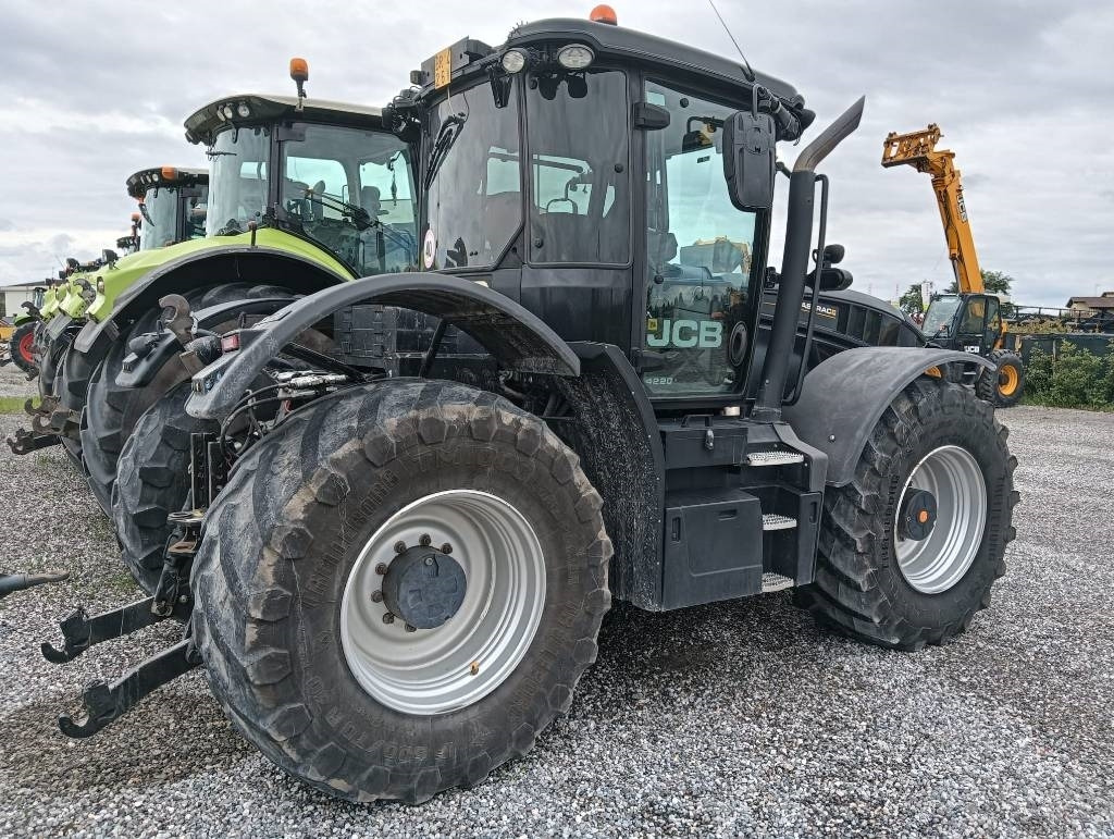 Traktor JCB Fastrac 4220: das Bild 6